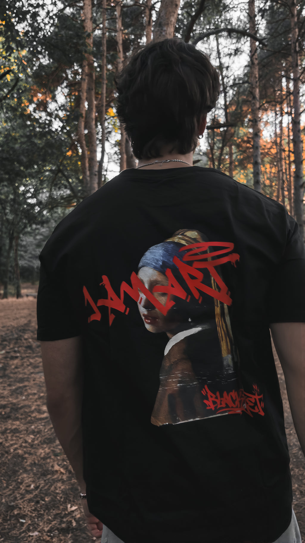 I AM ART black shirt