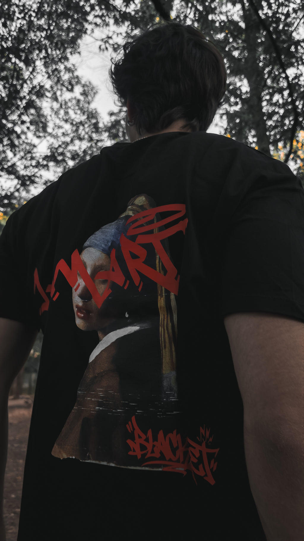 I AM ART black shirt